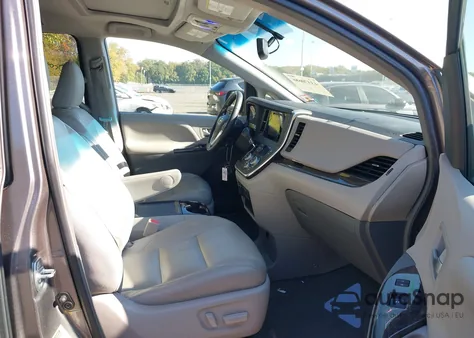 2016 Toyota Sienna Xle 8 Passenger from USA, damaged, VIN 5TDYK3DC9GS699557